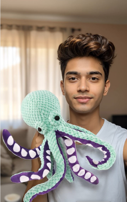 Plush Octopus Dog Toy – Interactive Squeaky Chew Toy for Small & Large Dogs